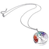 Collier Arbre de Vie Chakras composé de pierres semi précieuses colorées - Livraison offerte