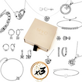 Coffret cadeaux Mystère 3 bijoux ornés de cristaux Swarosvki - 1 paire de boucle d’oreille + 1 bracelet + 1 collier - Livraison offerte