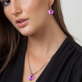 Une parure (1 collier + 2 boucles d'oreilles ) ornée de Cristaux Swarovsky® - Livraison offerte